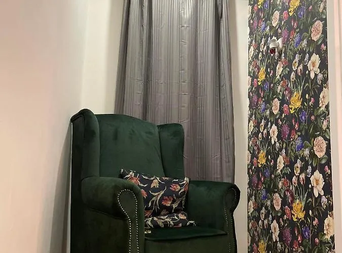 Lejlighed And Cozy Right At Tv Tower Prag