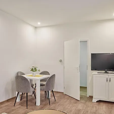 And Cozy Right At Tv Tower Prag